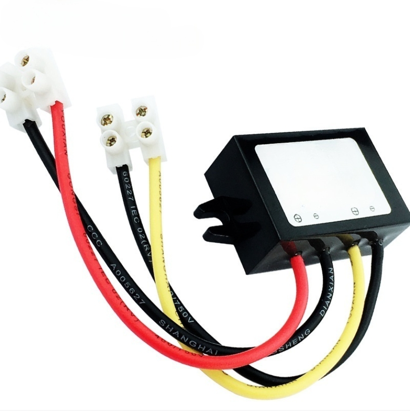 وحدة تحكم شحن شمسي MPPT بقوة 1 - مراجعة Drone Solar Charger وسعره